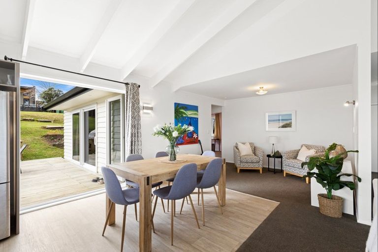 Photo of property in 123 Stanmore Bay Road, Stanmore Bay, Whangaparaoa, 0932