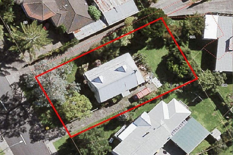 Photo of property in 17 Farwood Drive, Henderson, Auckland, 0612