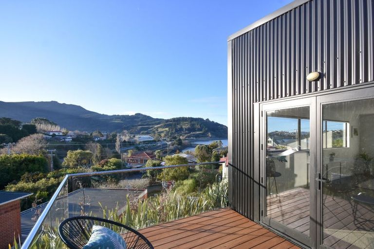 Photo of property in 11 Kilgour Street, Roseneath, Port Chalmers, 9023