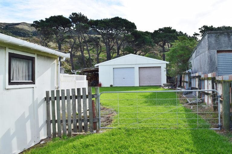 Photo of property in 1103 Mataikona Road, Mataikona, Masterton, 5889