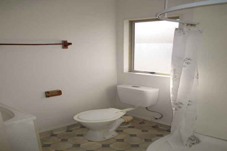 Photo of property in 12/5 Inverness Avenue, Hamilton East, Hamilton, 3216