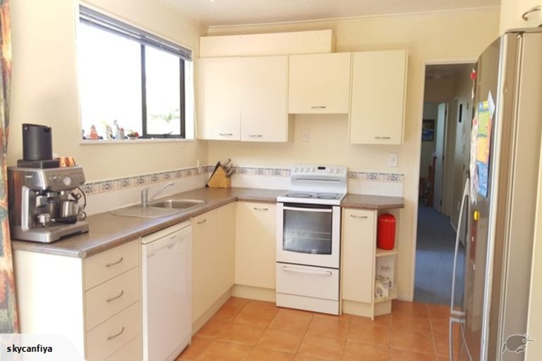 Photo of property in 13 Picasso Grove, Belmont, Lower Hutt, 5010