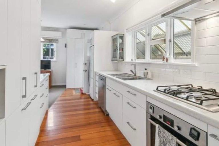 Photo of property in 465 Broadway, Miramar, Wellington, 6022