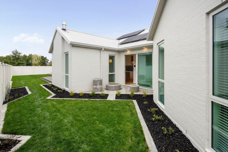 Photo of property in 94 Hugo Shaw Drive, Cambridge, 3434