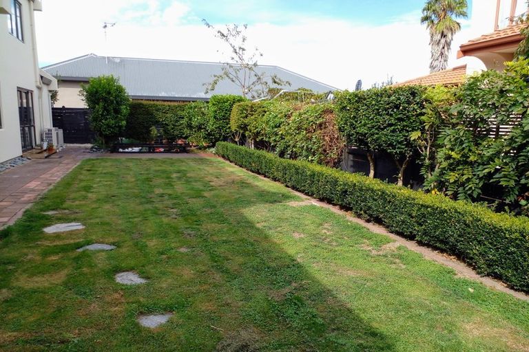 Photo of property in 47 Nielsen Gardens, Rototuna, Hamilton, 3210