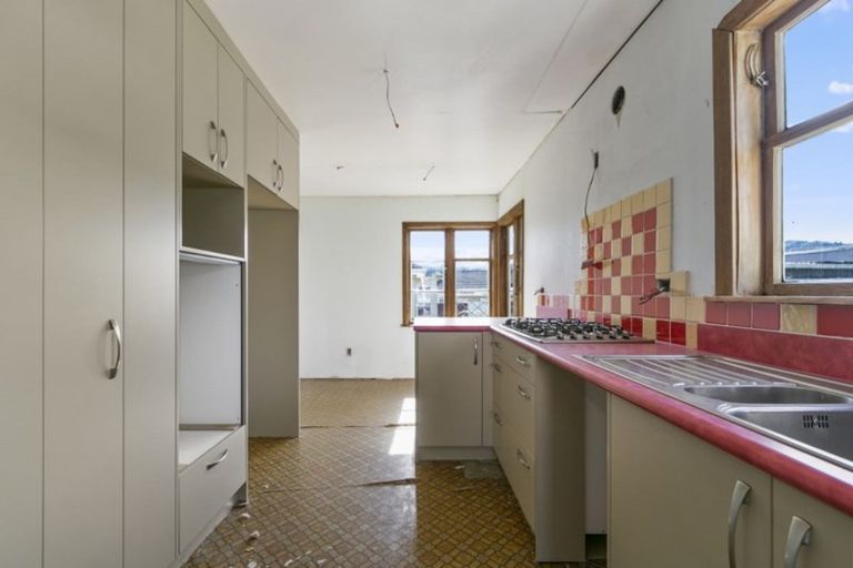 Photo of property in 5 Ngaio Street, Wainuiomata, Lower Hutt, 5014