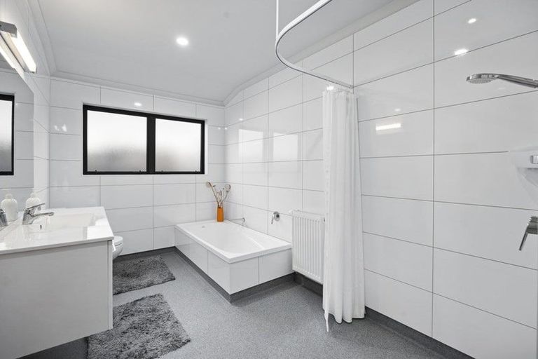 Photo of property in 26a Albion Street, Hawera, 4610