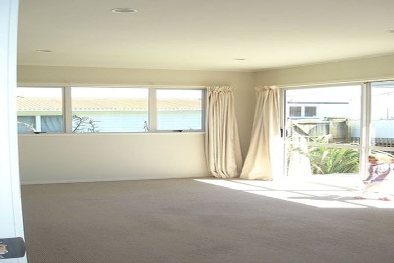 Photo of property in 12 Anthony Place, Pakuranga, Auckland, 2010