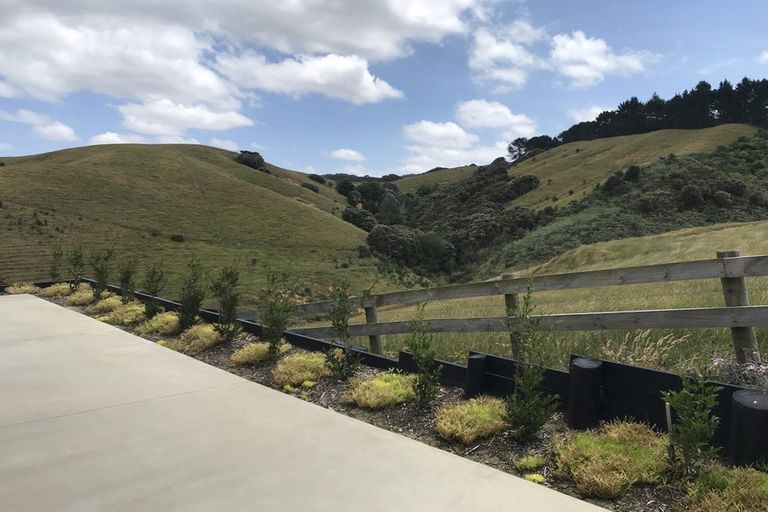 Photo of property in 57 Wheeler Rise, Clevedon, Papakura, 2582