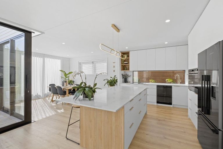 Photo of property in 6 Te Ara O Ngakeiha, Fitzroy, New Plymouth, 4312