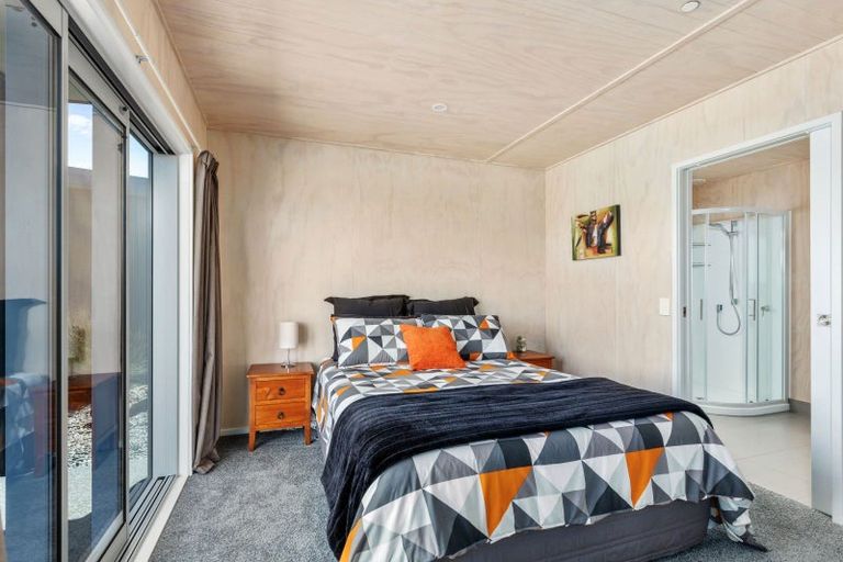 Photo of property in 18 Rochdale Road, Riversdale Beach, Masterton, 5872