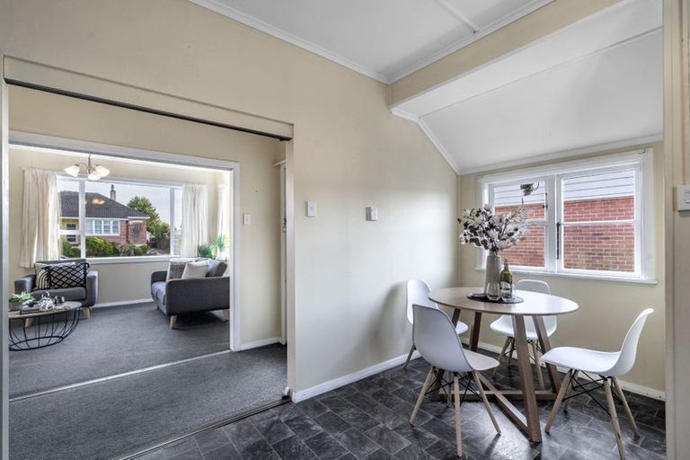 Photo of property in 16 Lockerbie Street, Turnbull Thomson Park, Invercargill, 9810