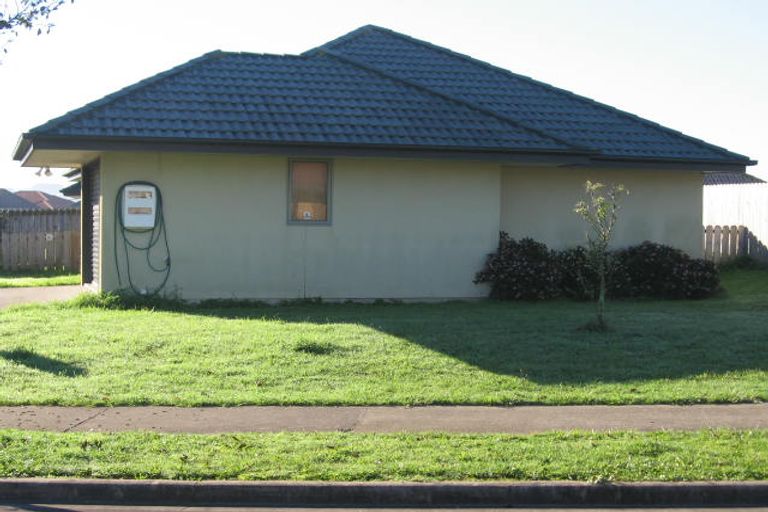 Photo of property in 4 Blowers Place, Flat Bush, Auckland, 2019