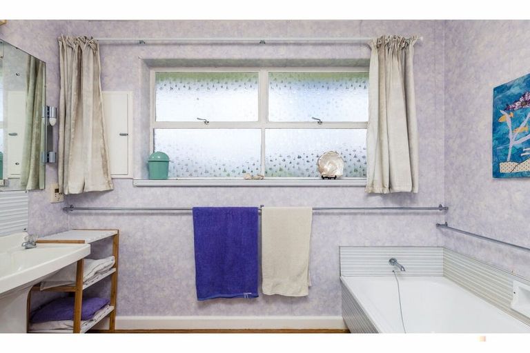 Photo of property in 2 Betten Street, Waimate, 7924