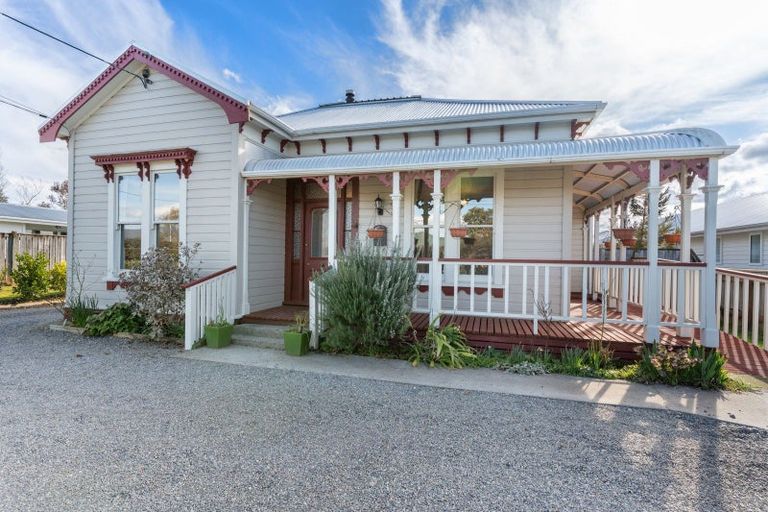 Photo of property in 168 High Street South, Carterton, 5713