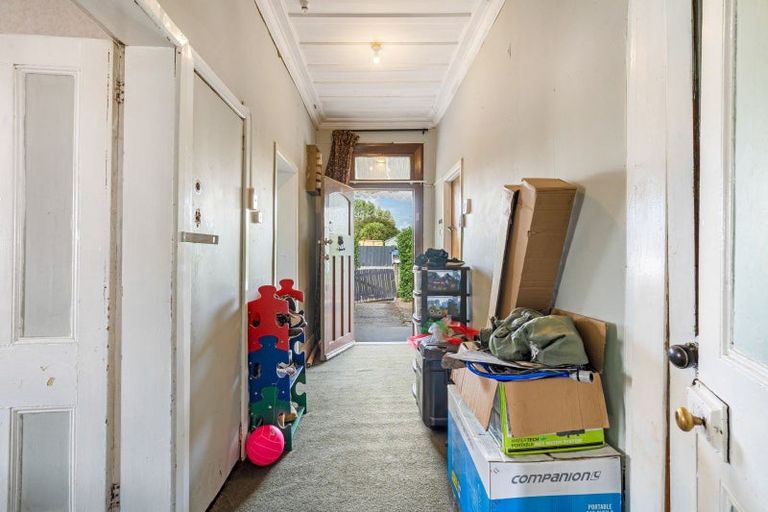 Photo of property in 8 High Street, Milton, 9220