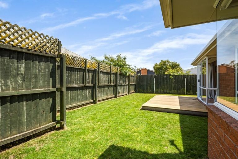 Photo of property in 189a Queenspark Drive, Parklands, Christchurch, 8083