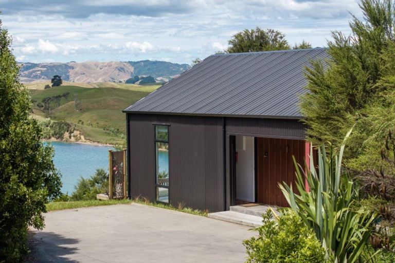 Photo of property in 64a Greenslade Road, Raglan, 3295