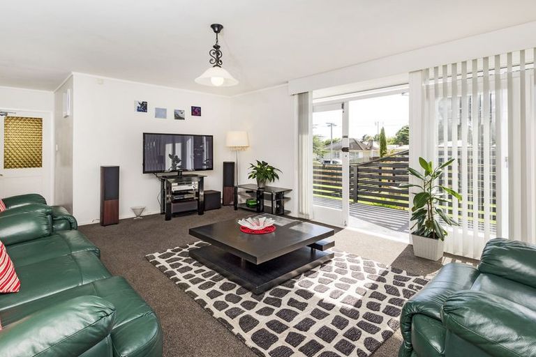 Photo of property in 19 Fields Road, Manurewa, Auckland, 2102