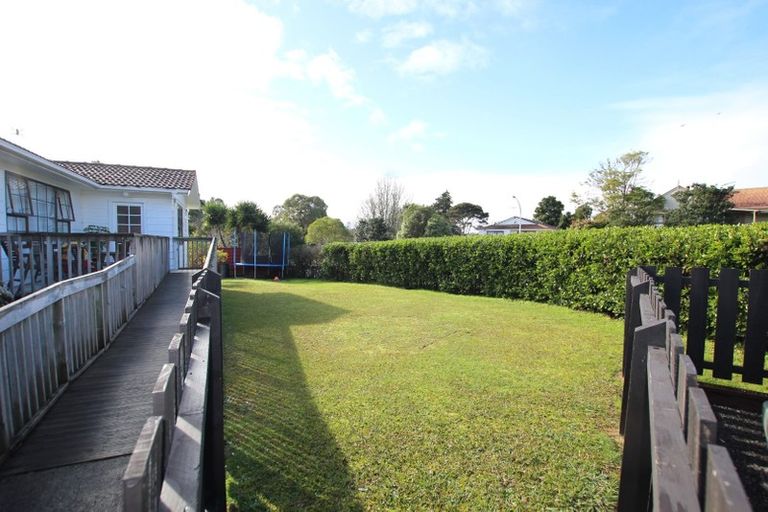Photo of property in 1 Urban Grove, Ranui, Auckland, 0612