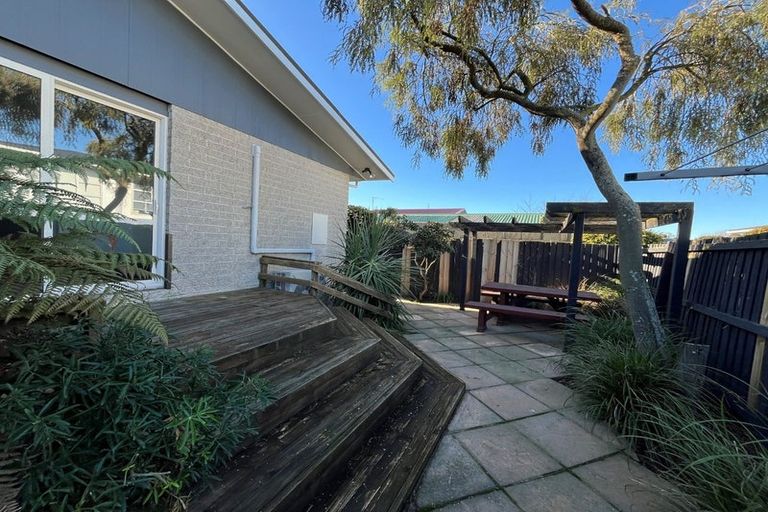 Photo of property in 2/60 Cheyenne Street, Sockburn, Christchurch, 8042