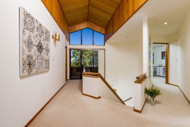 Photo of property in 1 Gilberd Place, Torbay, Auckland, 0630