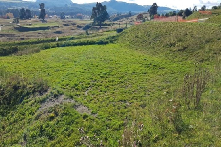 Photo of property in 28 Kittyhawk Drive, Kinloch, Taupo, 3377