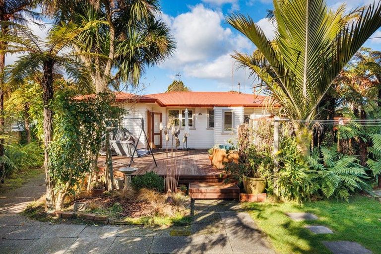 Photo of property in 7 Erin Street, Hokowhitu, Palmerston North, 4410