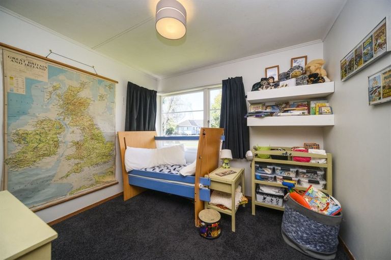 Photo of property in 18 Webb Street, Terrace End, Palmerston North, 4410