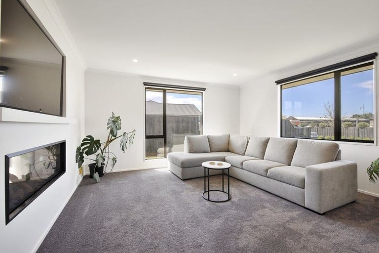 Photo of property in 1 Rapaki Street, Pegasus, 7612