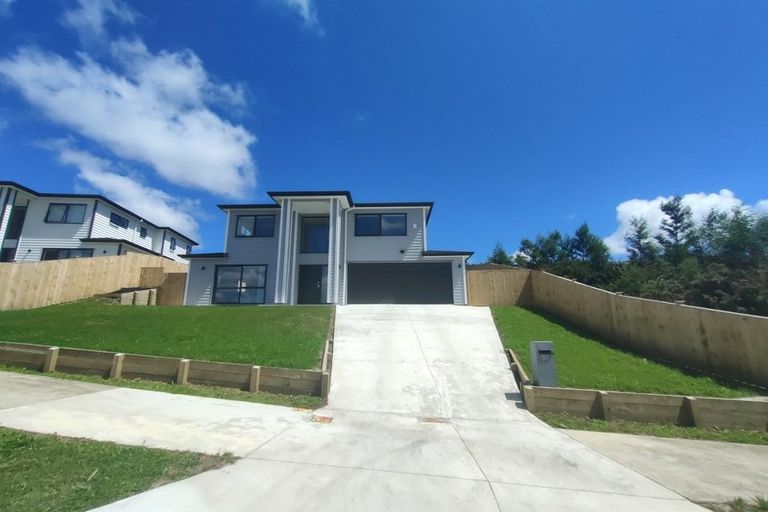 Photo of property in 31 Korihi Drive, Swanson, Auckland, 0614