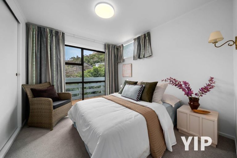 Photo of property in 11 Kau Kau Way, Ngaio, Wellington, 6035