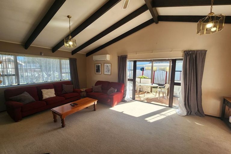 Photo of property in 2 Heatherlea Street, Outer Kaiti, Gisborne, 4010