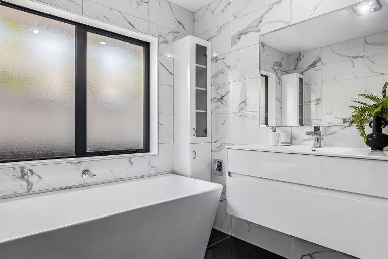 Photo of property in 16 Anglem Way, Northwood, Christchurch, 8051