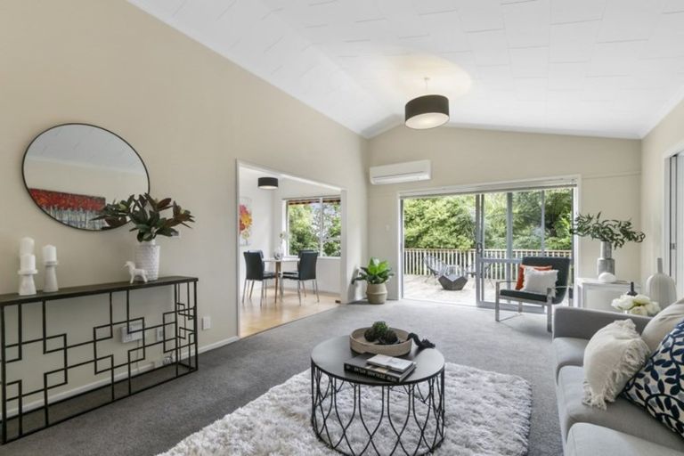 Photo of property in 65 Tirohanga Road, Tirohanga, Lower Hutt, 5010