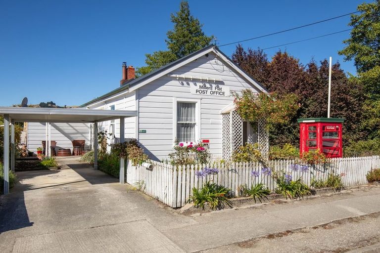 Photo of property in 1673 Teviot Road, Millers Flat, Roxburgh, 9572