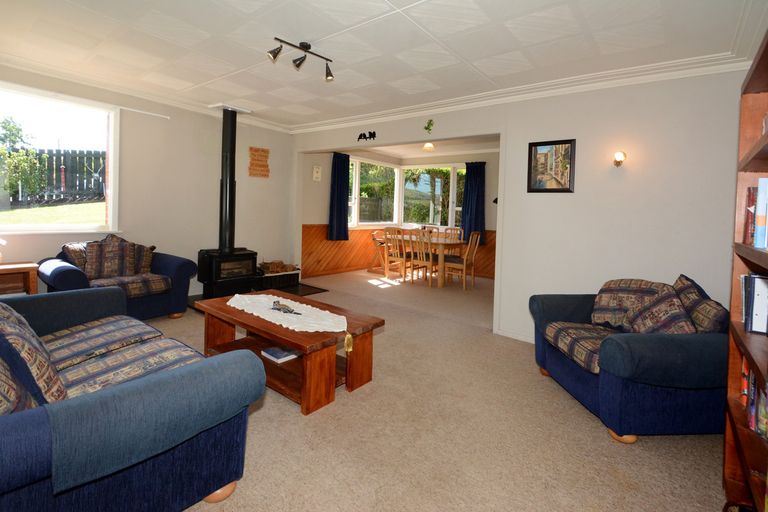 Photo of property in 15 Bell Crescent, Concord, Dunedin, 9018