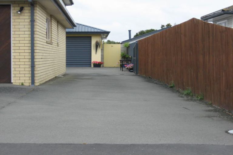 Photo of property in 54 Waimairi Road, Upper Riccarton, Christchurch, 8041
