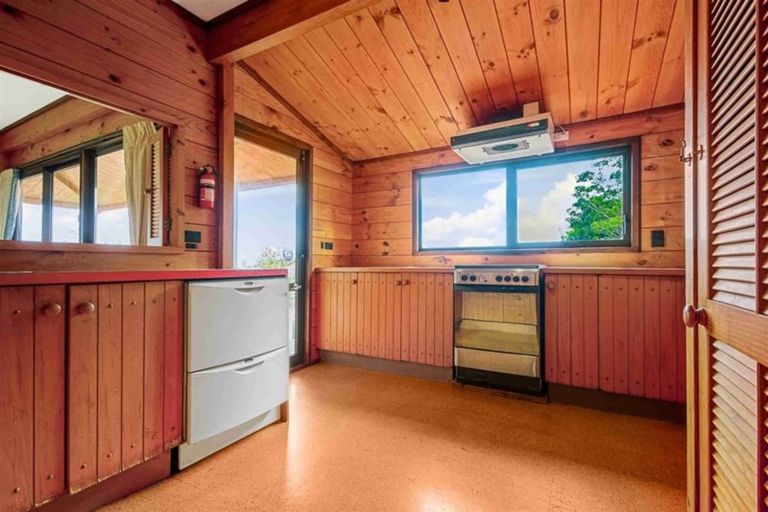 Photo of property in 124b Sandspit Road, Shelly Park, Auckland, 2014