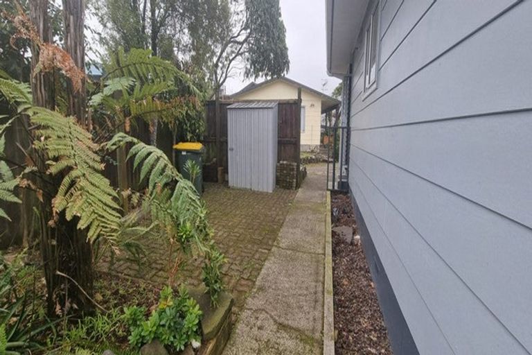Photo of property in 114 Homedale Street, Pukehangi, Rotorua, 3015