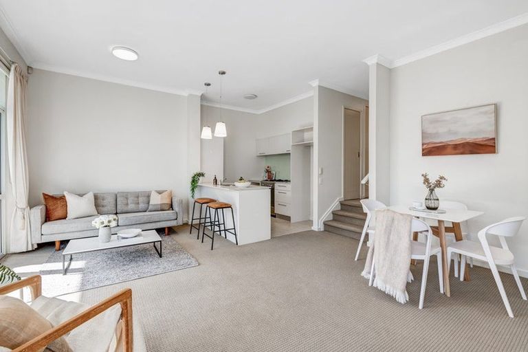 Photo of property in 2 Parkside Drive, Orewa, 0931