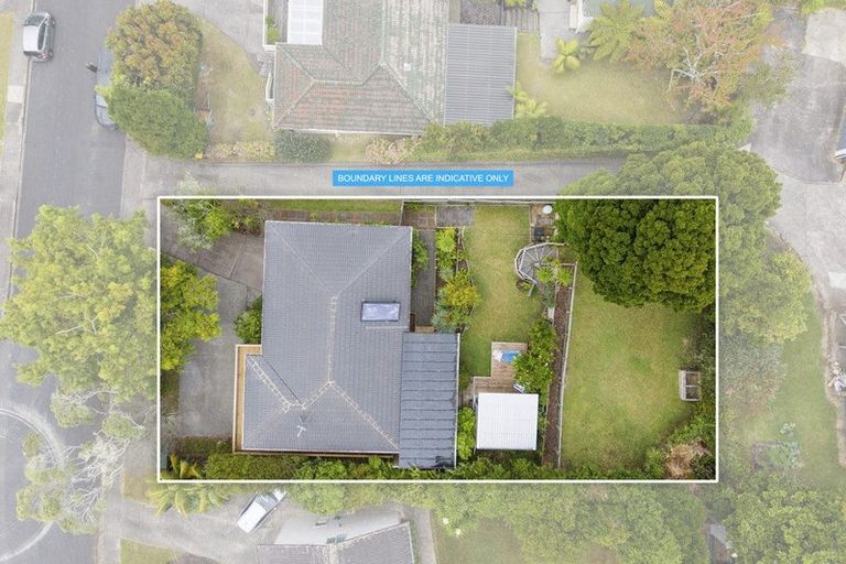 Photo of property in 94 Salamanca Road, Sunnynook, Auckland, 0620