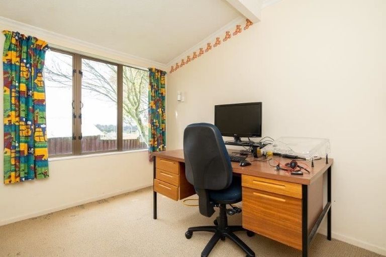 Photo of property in 4 Nikau Place, Pukete, Hamilton, 3200