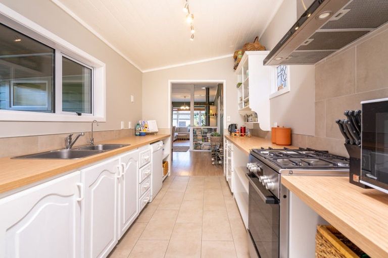 Photo of property in 10a Hill Street, Lawrence, 9532