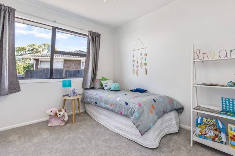 Photo of property in 57 Heybridge Street, Manurewa, Auckland, 2102