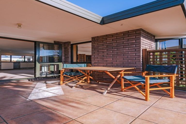 Photo of property in 571a Church Street, Terrace End, Palmerston North, 4410