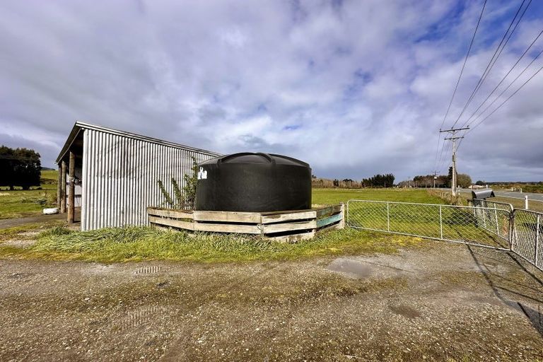 Photo of property in 28 Old Coach Road, Mataura, 9772