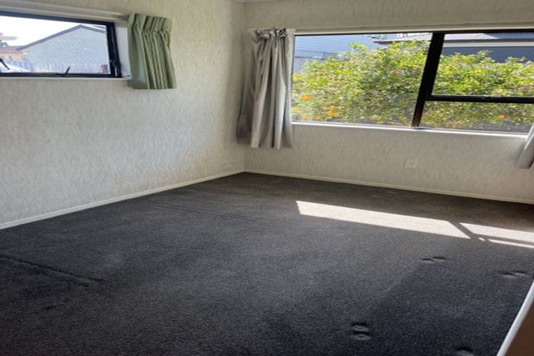 Photo of property in 1/69 West Street, Pukekohe, 2120