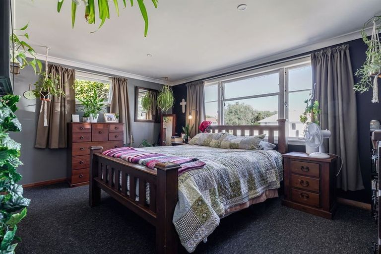 Photo of property in 102 Rugby Street, Awapuni, Palmerston North, 4412