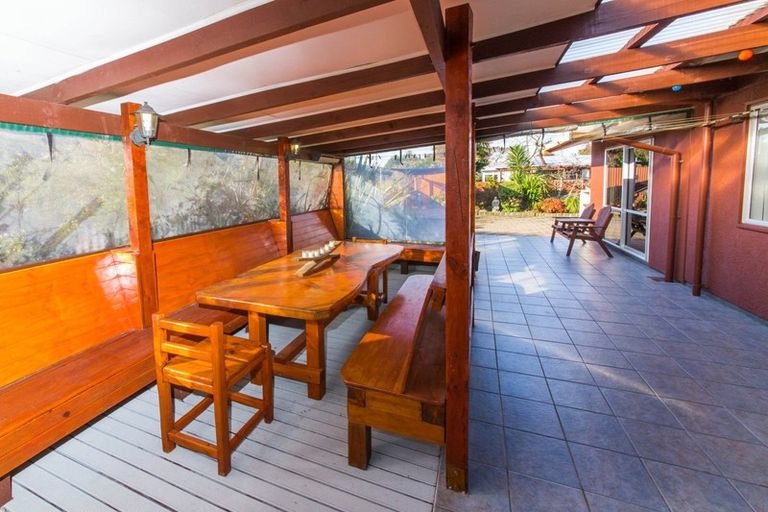 Photo of property in 114 Napier Road, Havelock North, 4130